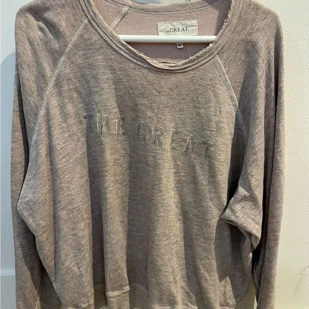 THE GREAT. Womens Vintage College Slouchādistressed Sweatshirt 3